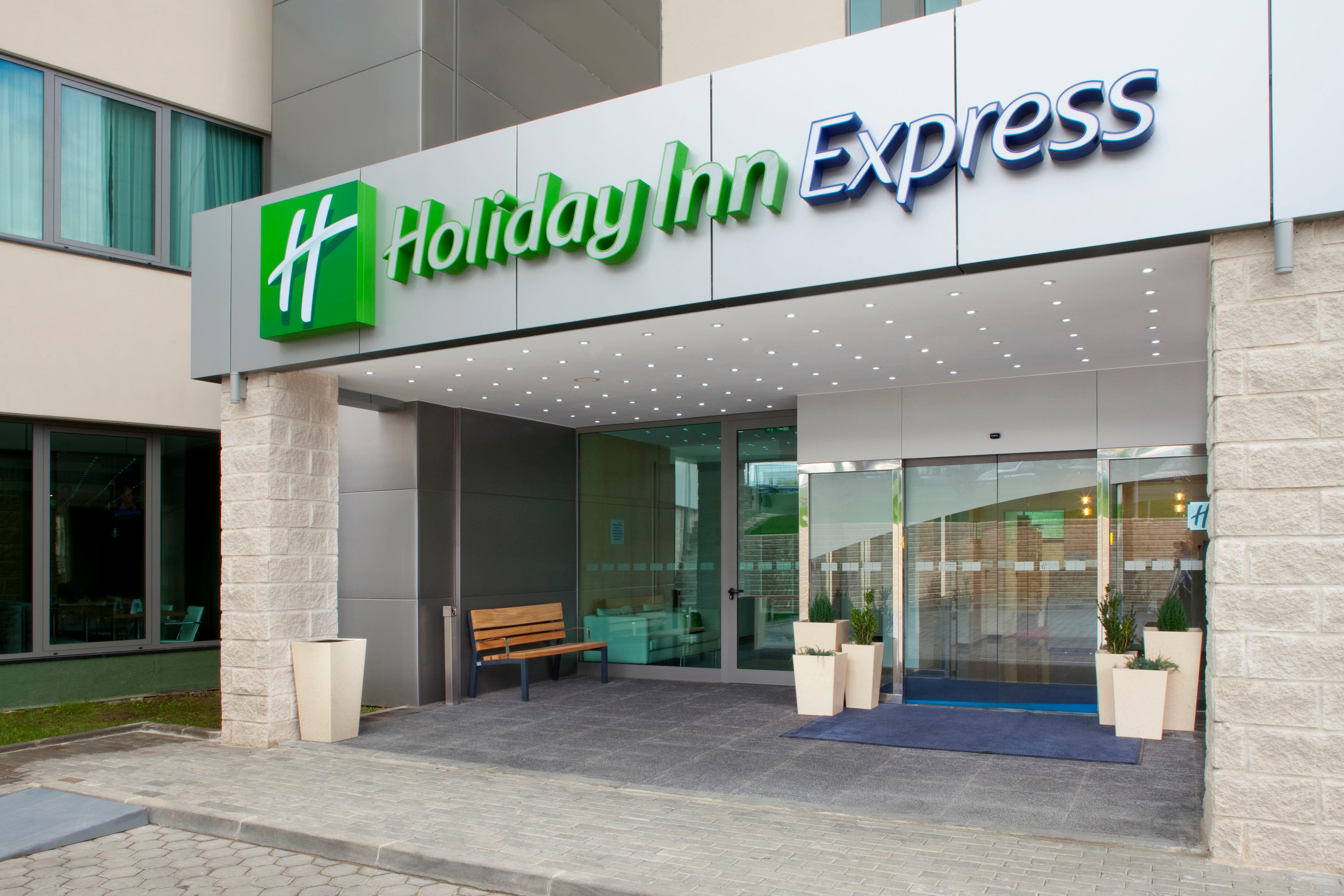 Holiday Inn Express Lisbon Airport, An Ihg Hotel Εξωτερικό φωτογραφία